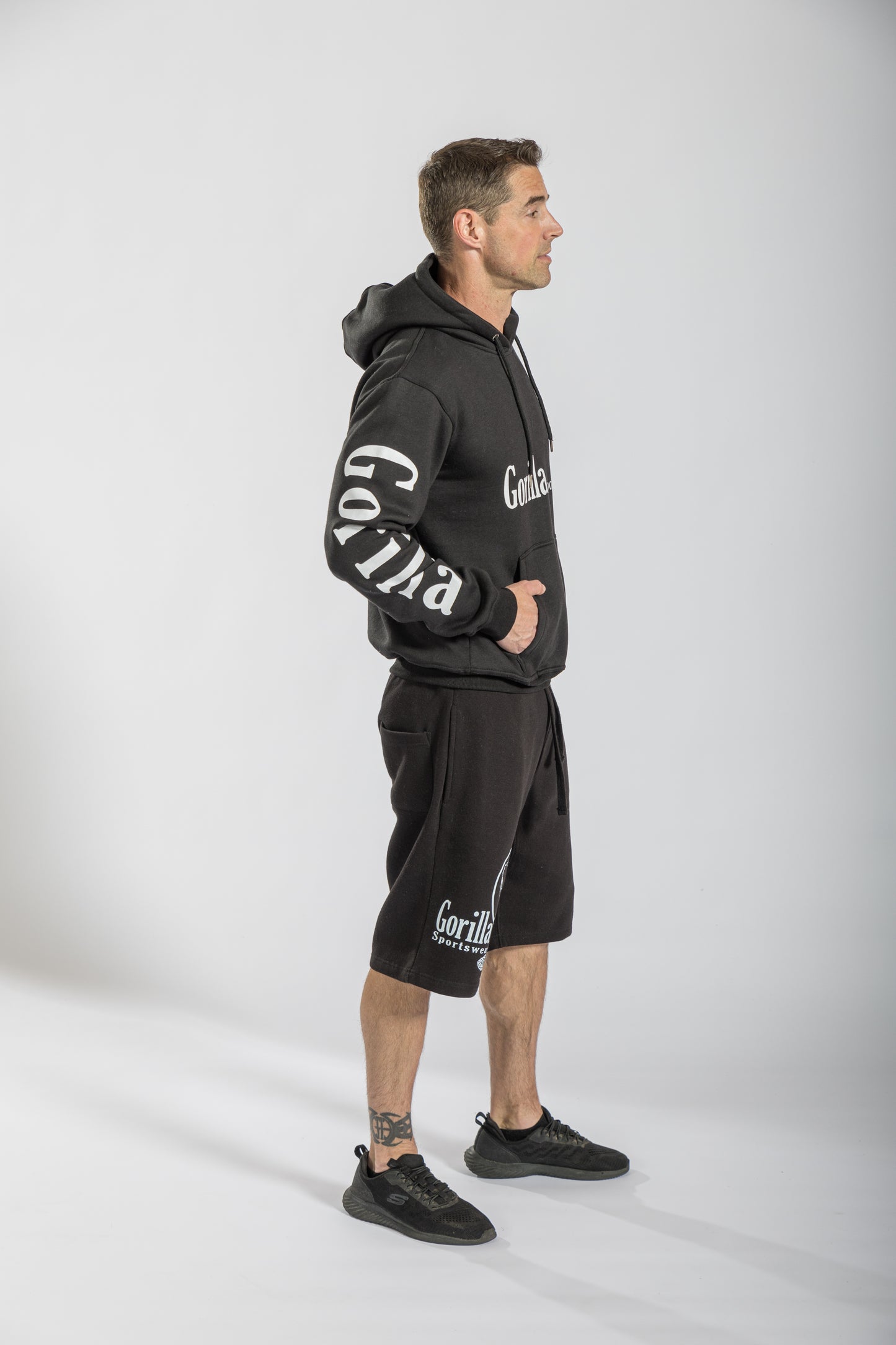 Birdie Blend Sleek Golf Hoodie and Short Ensemble