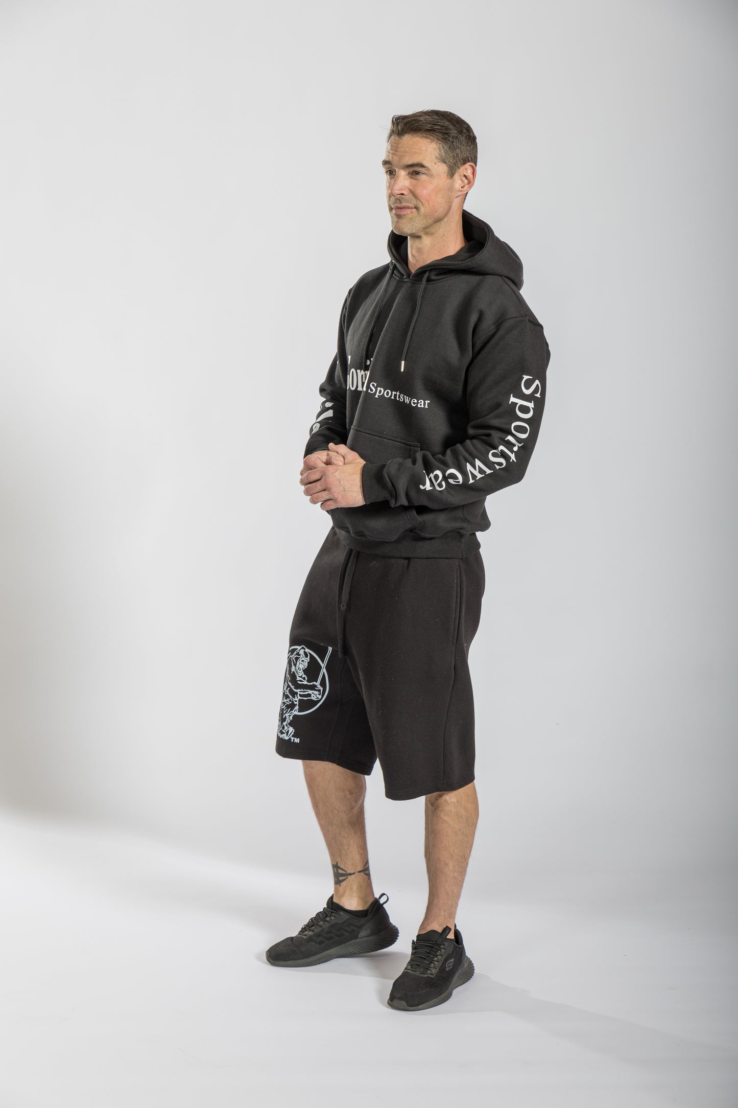 Birdie Blend Sleek Golf Hoodie and Short Ensemble