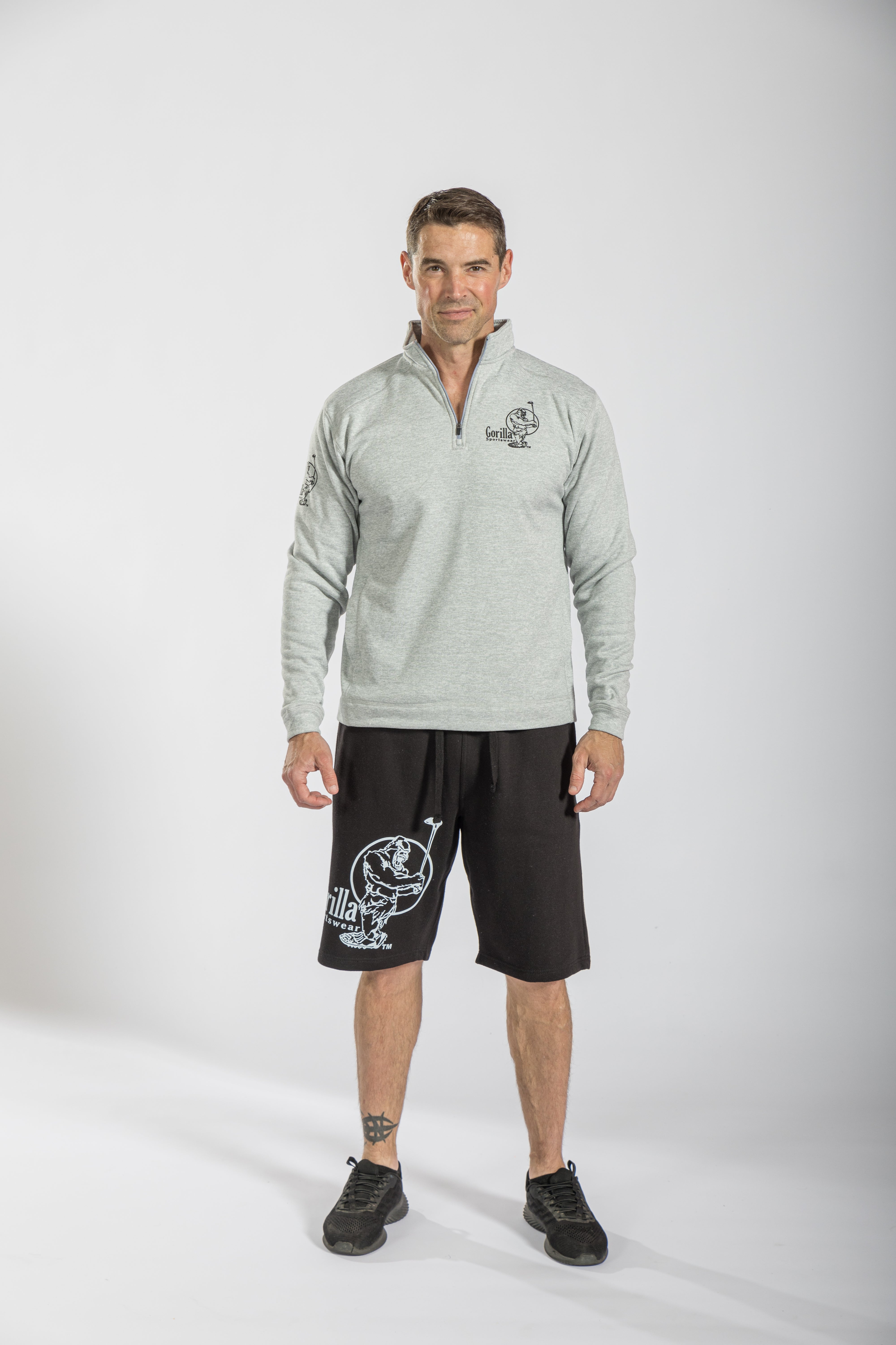 Birdie Breeze: Quarter Zip & Shorts Ensemble