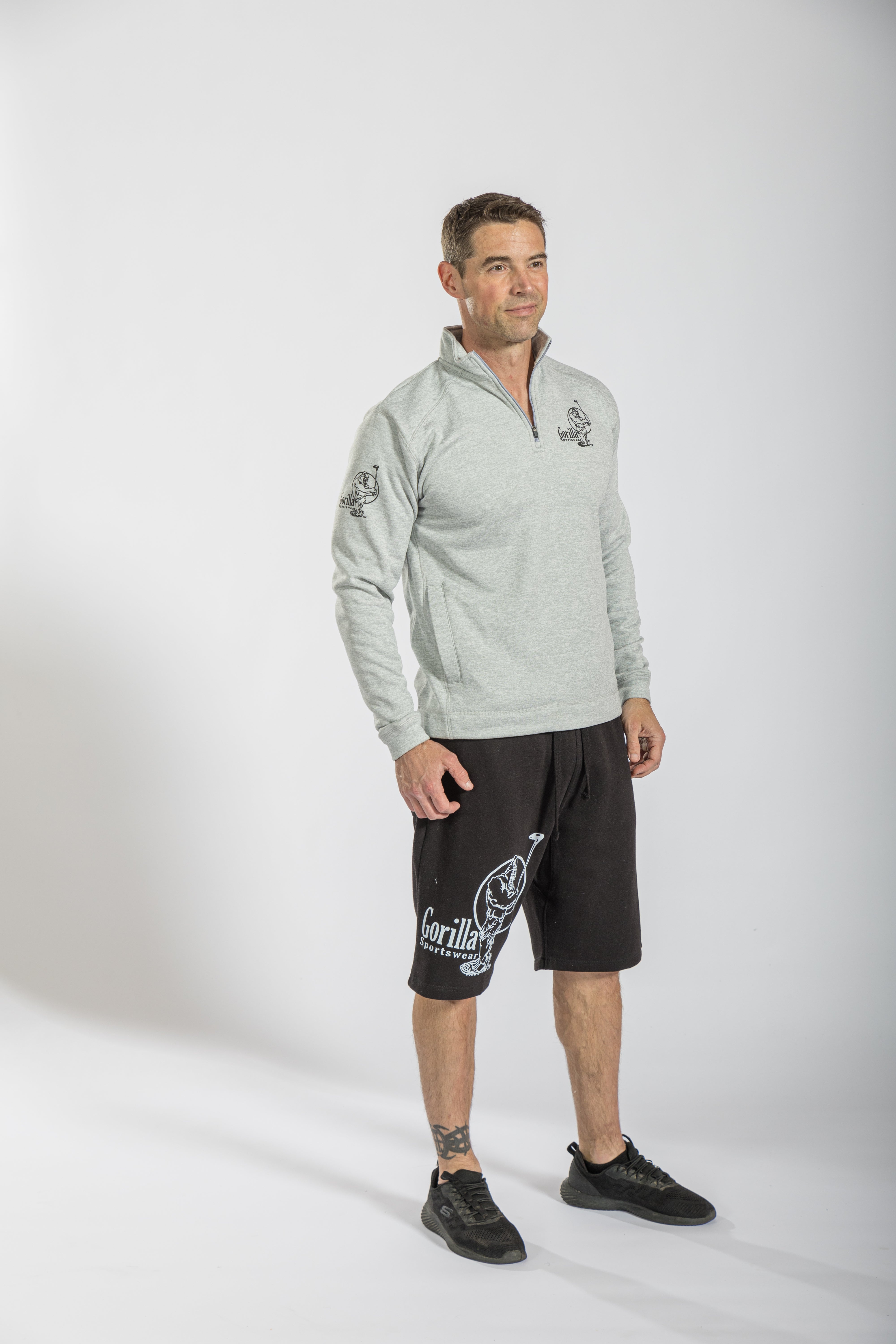 Birdie Breeze: Quarter Zip & Shorts Ensemble