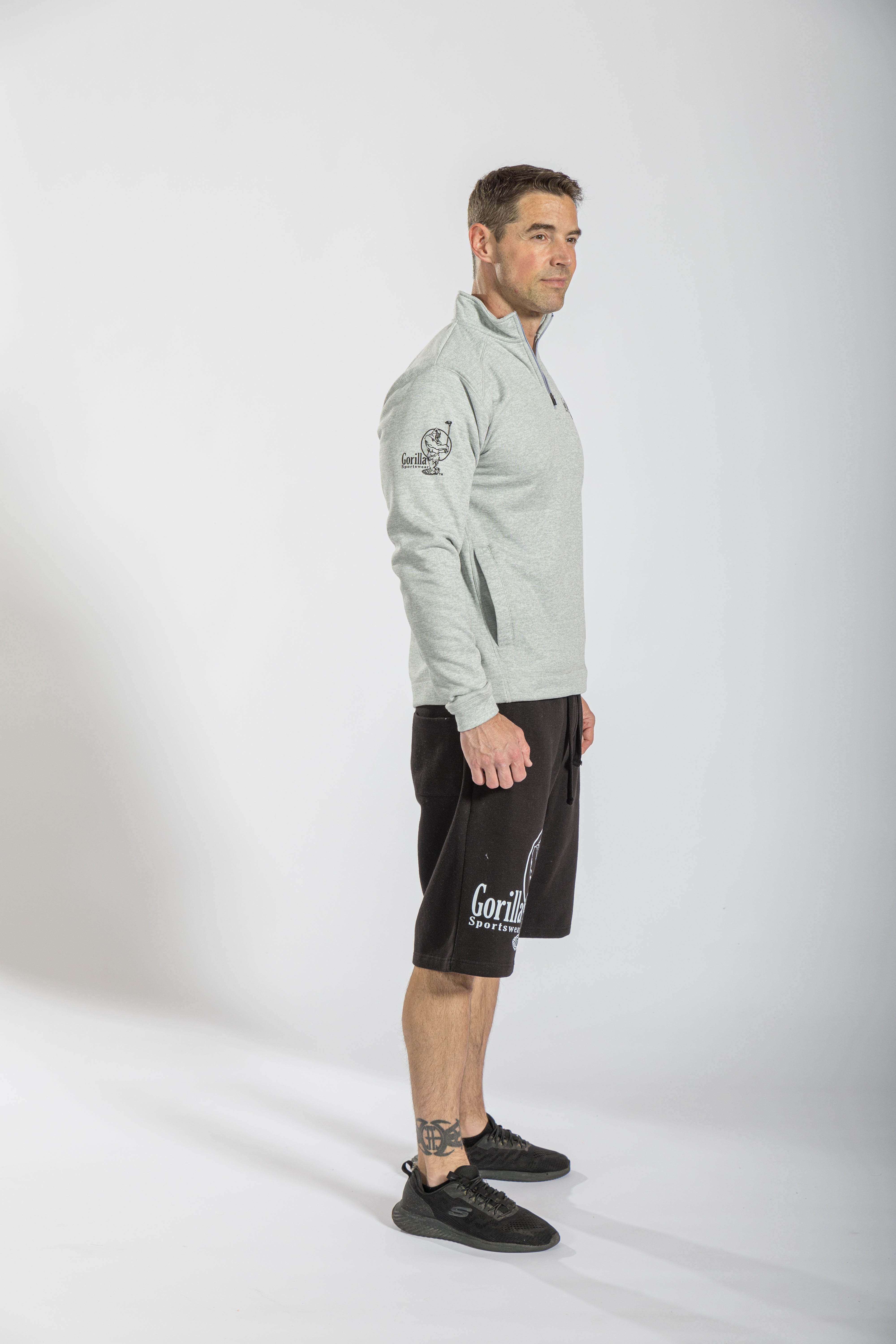 Birdie Breeze: Quarter Zip & Shorts Ensemble