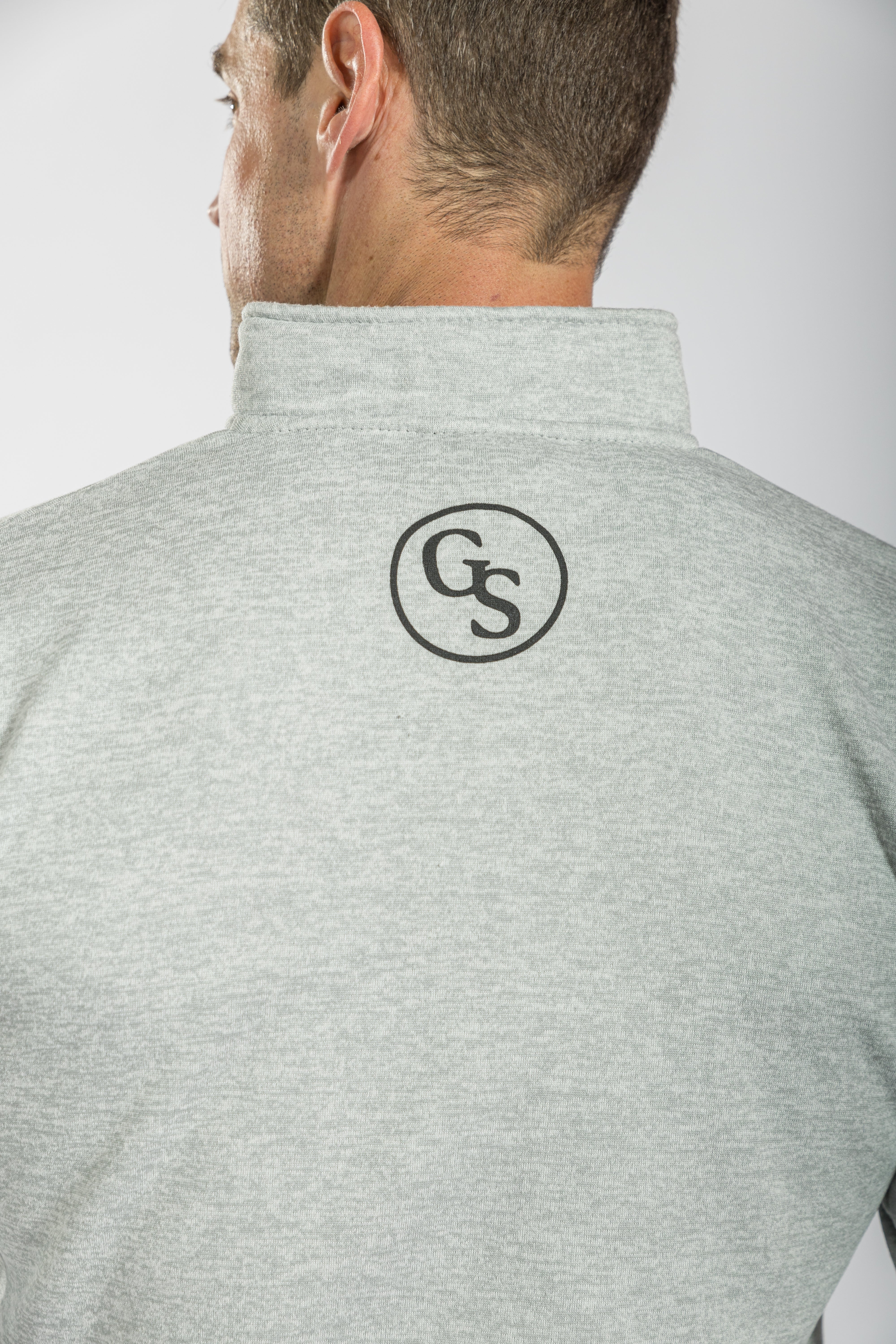 Birdie Breeze: Quarter Zip & Shorts Ensemble