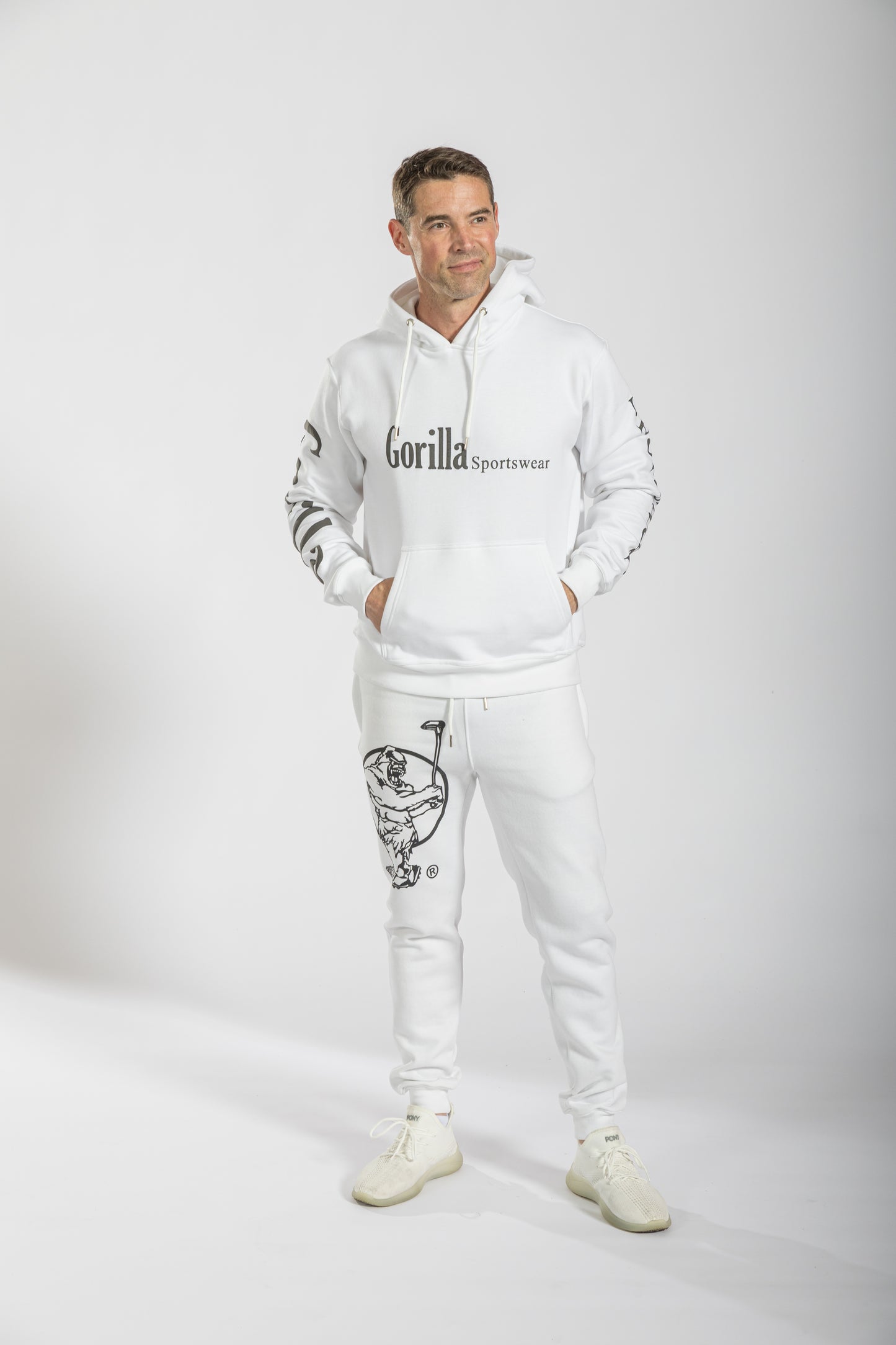 Unisex Athletic Sweat Jogger Set in White