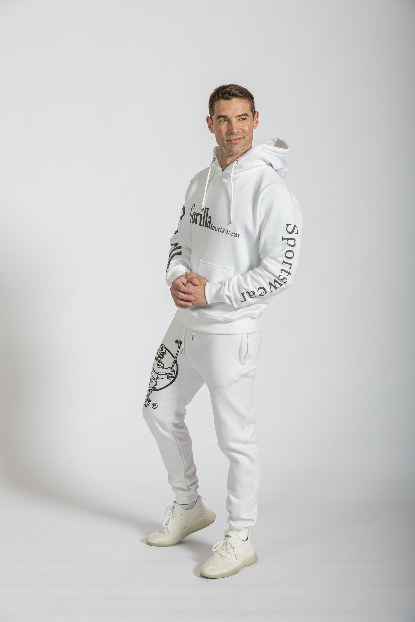 Unisex Athletic Sweat Jogger Set in White