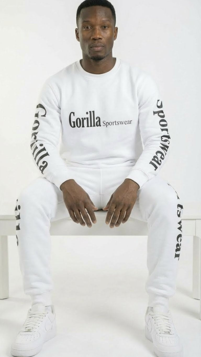 Men and Women Unisex White Sweatsuit Sportswear Set for Comfort and Everyday Wear