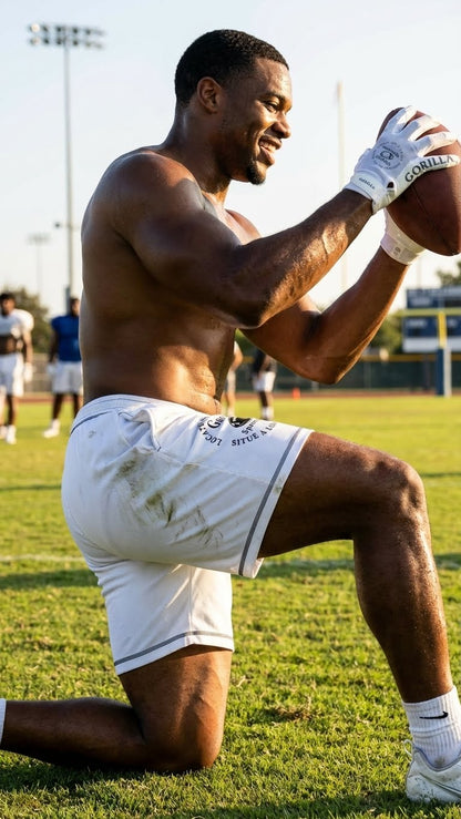 Men’s Football Training Set – Performance Shorts & High-Grip Receiver Gloves